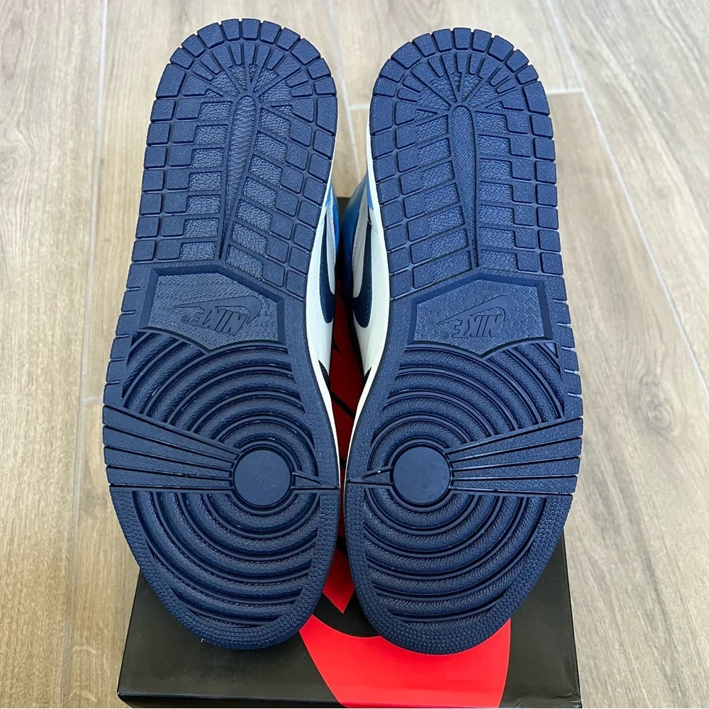Air Jordan 1 Retro High Obsidian UNC - Picture 9 of 10